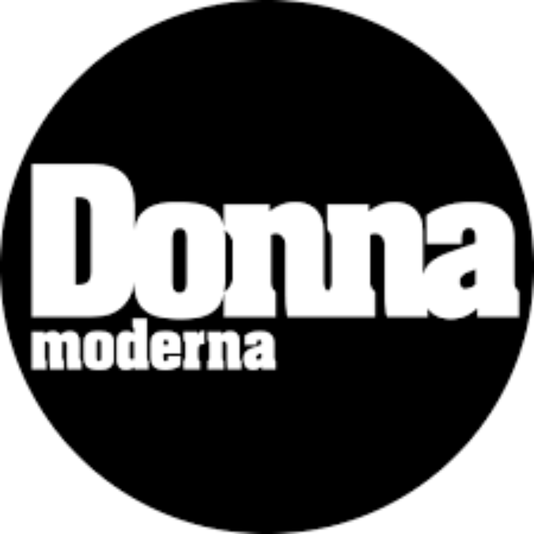 Claudia De Rosa Jewelry featured on Donna Moderna 