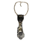 Cravatta Gioiello Mystic Fish gold in pura seta con charm a forma di lisca di pesce