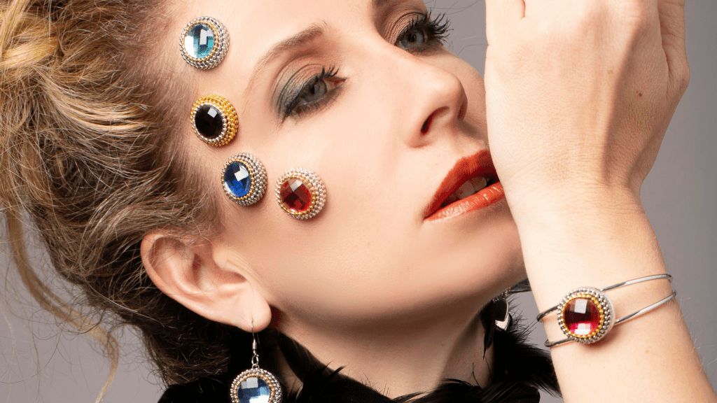 British Vogue unveils Claudia De Rosa Jewelry